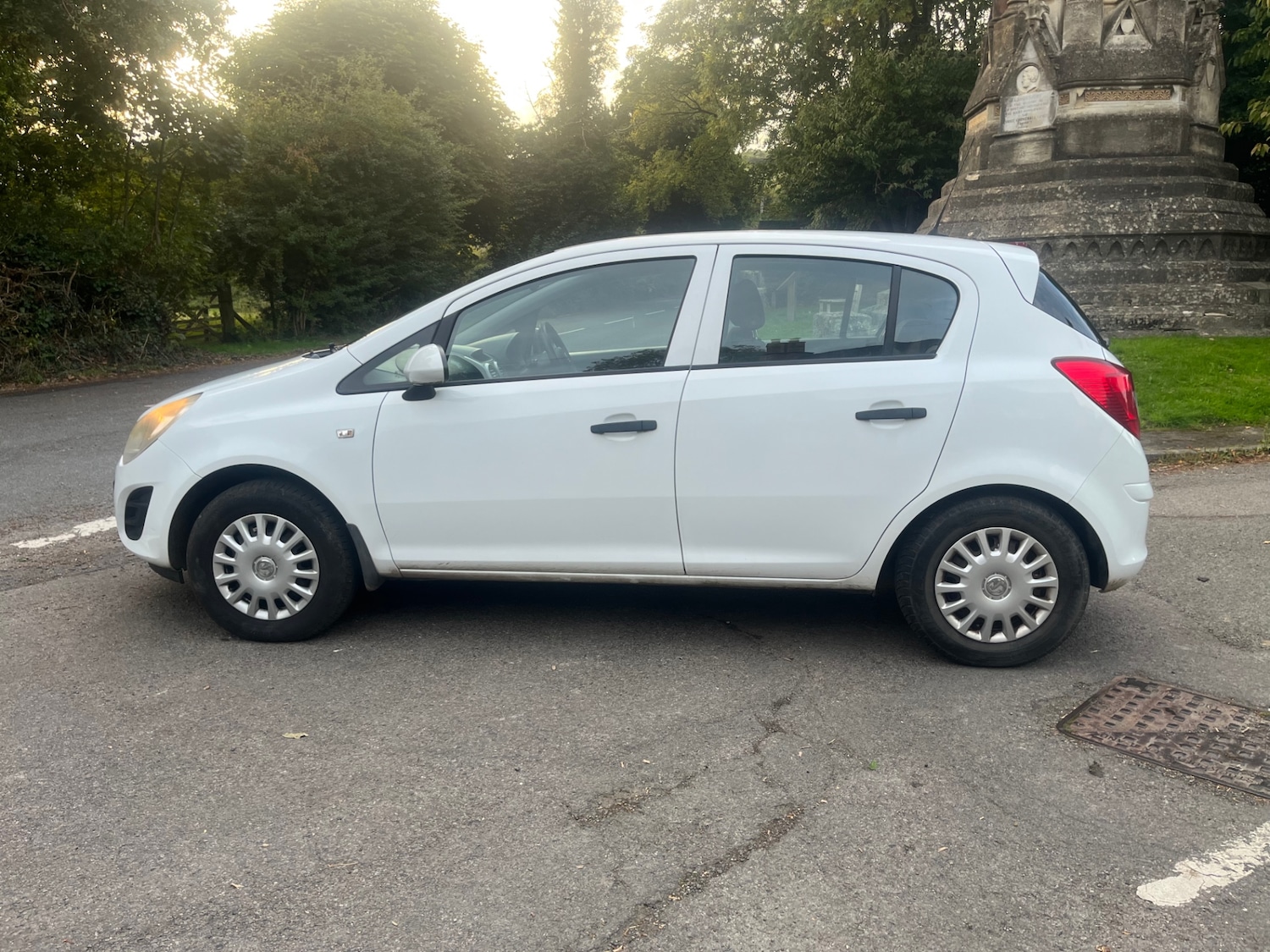 Used Vauxhall Corsa 2012 for sale - 76211069: Photo 4