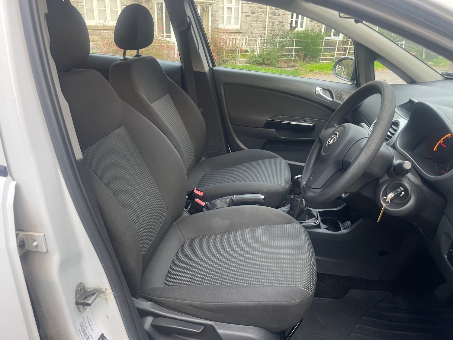 Used Vauxhall Corsa 2012 for sale - 76211069: Photo 9