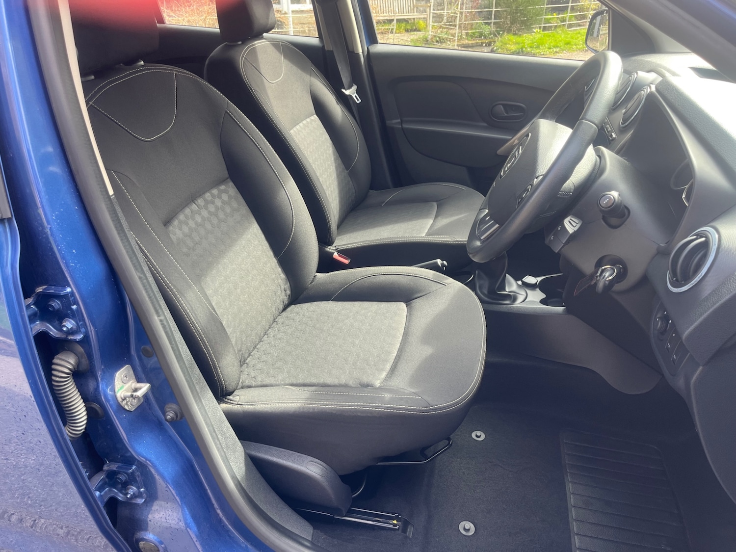 Used Dacia Sandero 2013 for sale - 78028271: Photo 9