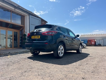 Used Nissan Qashqai 2018 for sale - 79401528: Photo