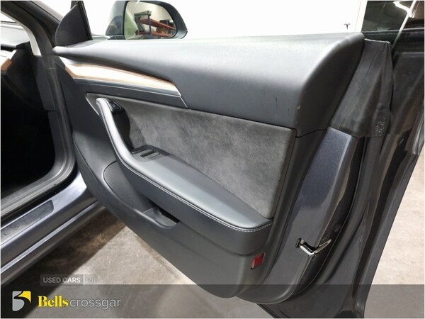 Used Tesla Model 3 2021 for sale - 77401092: Photo 31