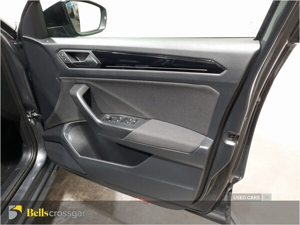 Used Volkswagen T-Roc 2021 for sale - 76562758: Photo 32