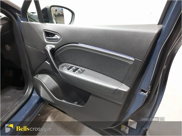 Used Renault Captur 2023 for sale - 76825346: Photo 32