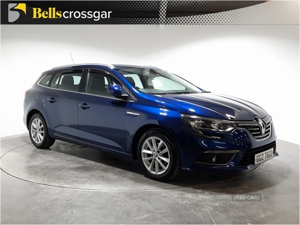 Used Renault Megane 2017 for sale - 76927259: Photo 1