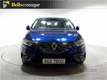 Used Renault Megane 2017 for sale - 76927259: Photo