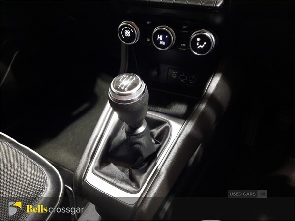 Used Renault Captur 2023 for sale - 76514222: Photo 15