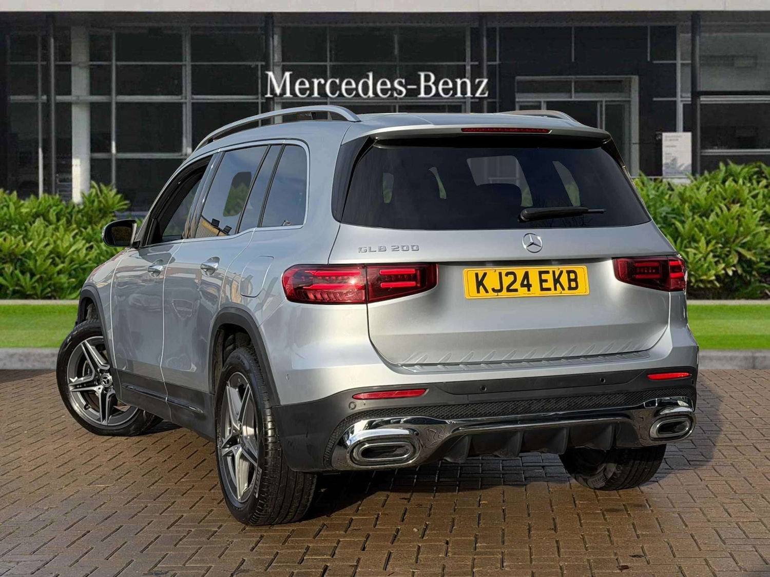 Used Mercedes-Benz GLB 2024 for sale - 76501942: Photo 2