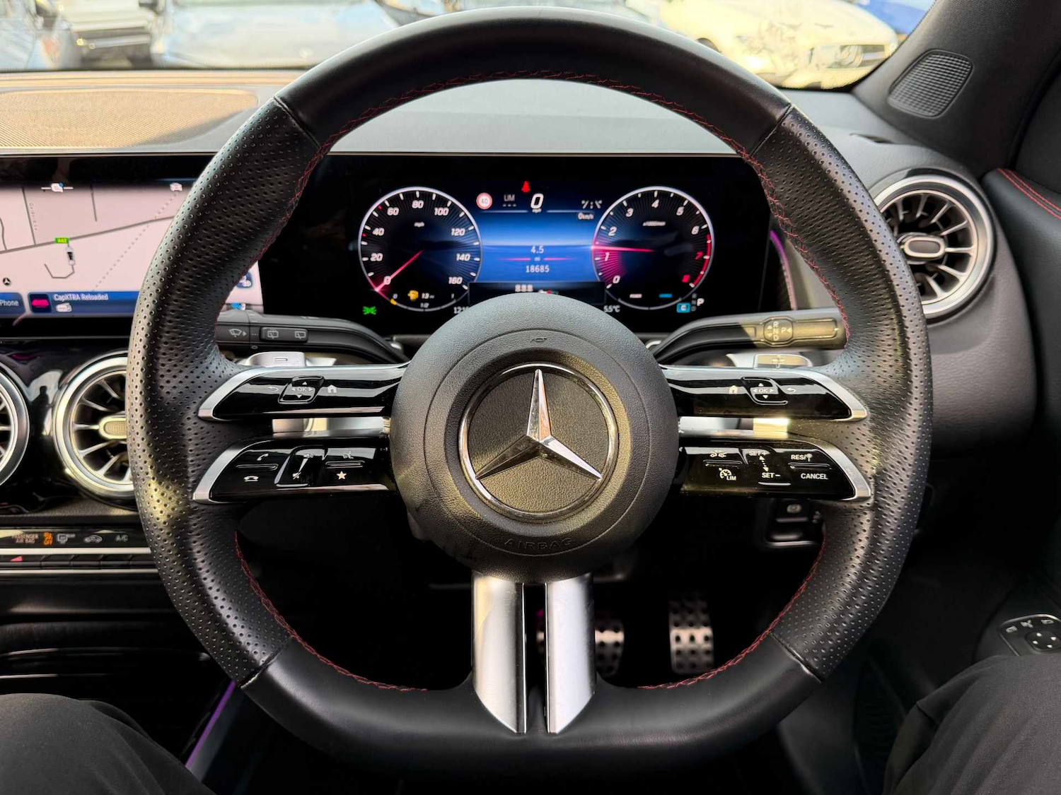 Used Mercedes-Benz GLB 2024 for sale - 76501942: Photo 21