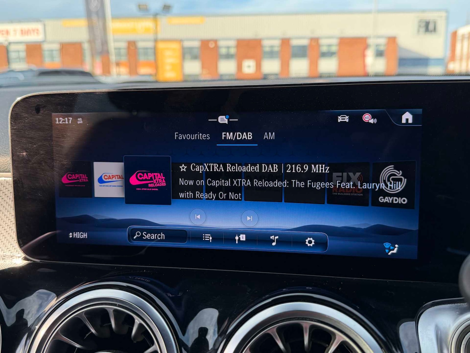 Used Mercedes-Benz GLB 2024 for sale - 76501942: Photo 25