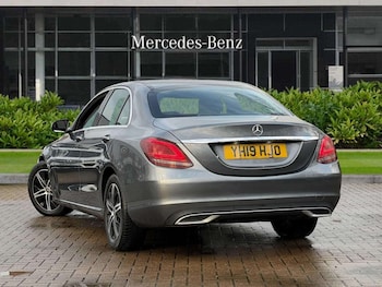 Used Mercedes-Benz C Class 2019 for sale - 77147386: Photo