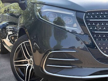 Used Mercedes-Benz V-Class 2025 for sale - 78351786: Photo