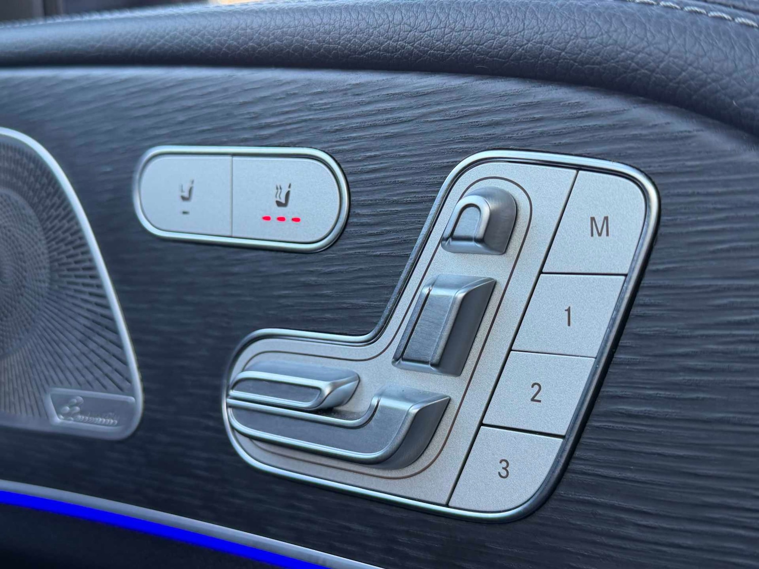 Used Mercedes-Benz GLE 2024 for sale - 77011094: Photo 32