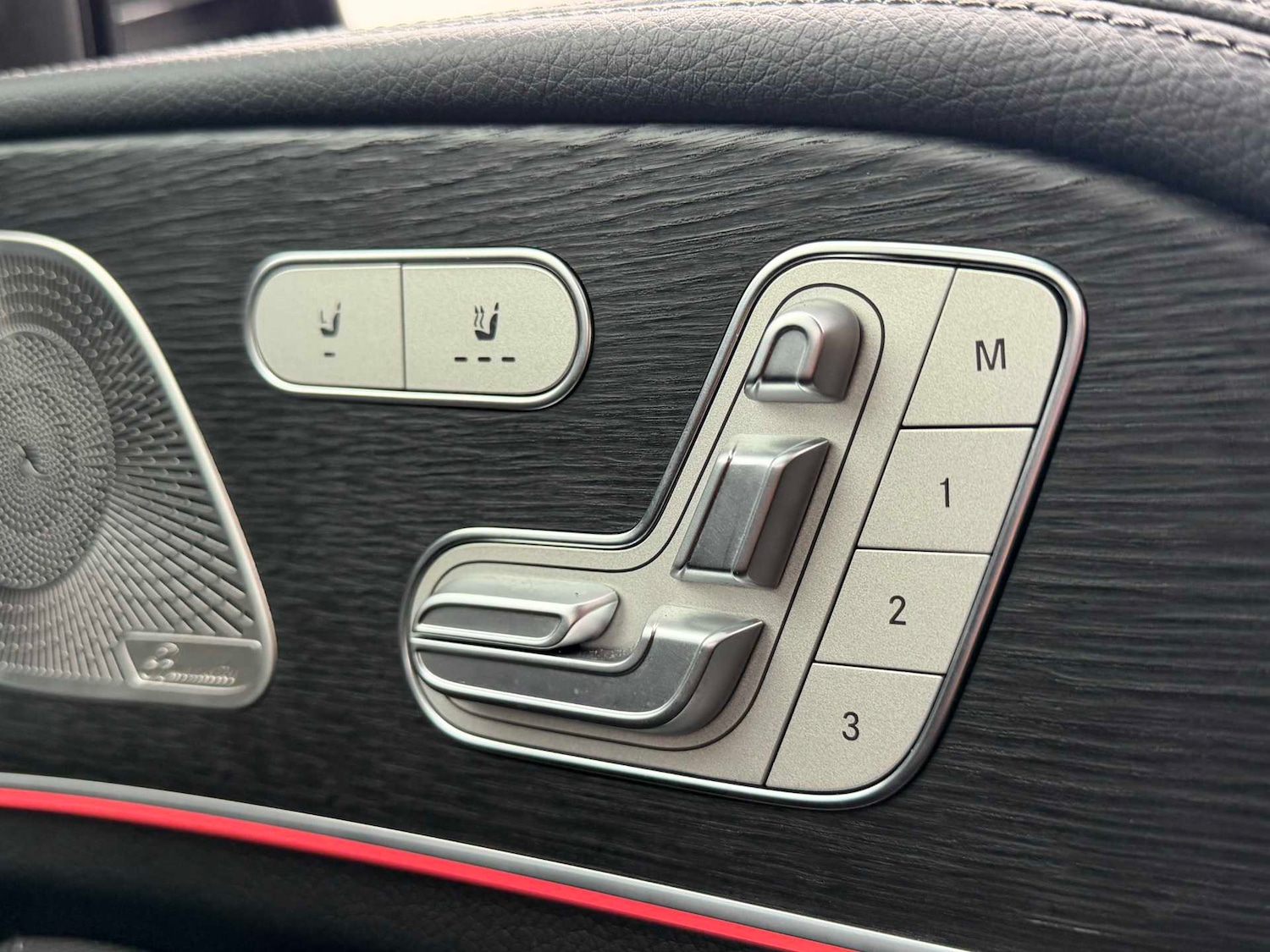 Used Mercedes-Benz GLE 2024 for sale - 76501957: Photo 31