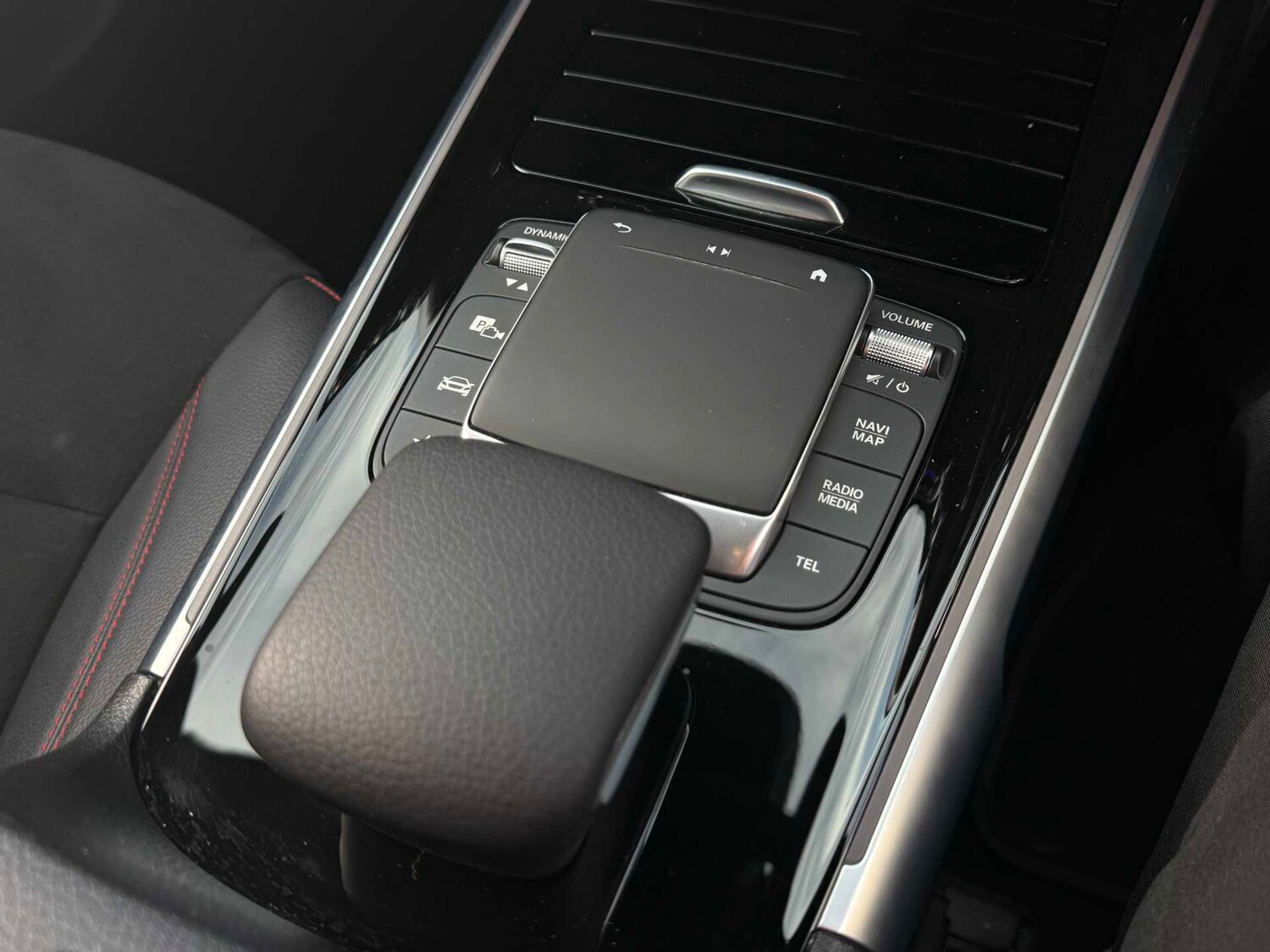 Used Mercedes-Benz GLB 2023 for sale - 76390757: Photo 31