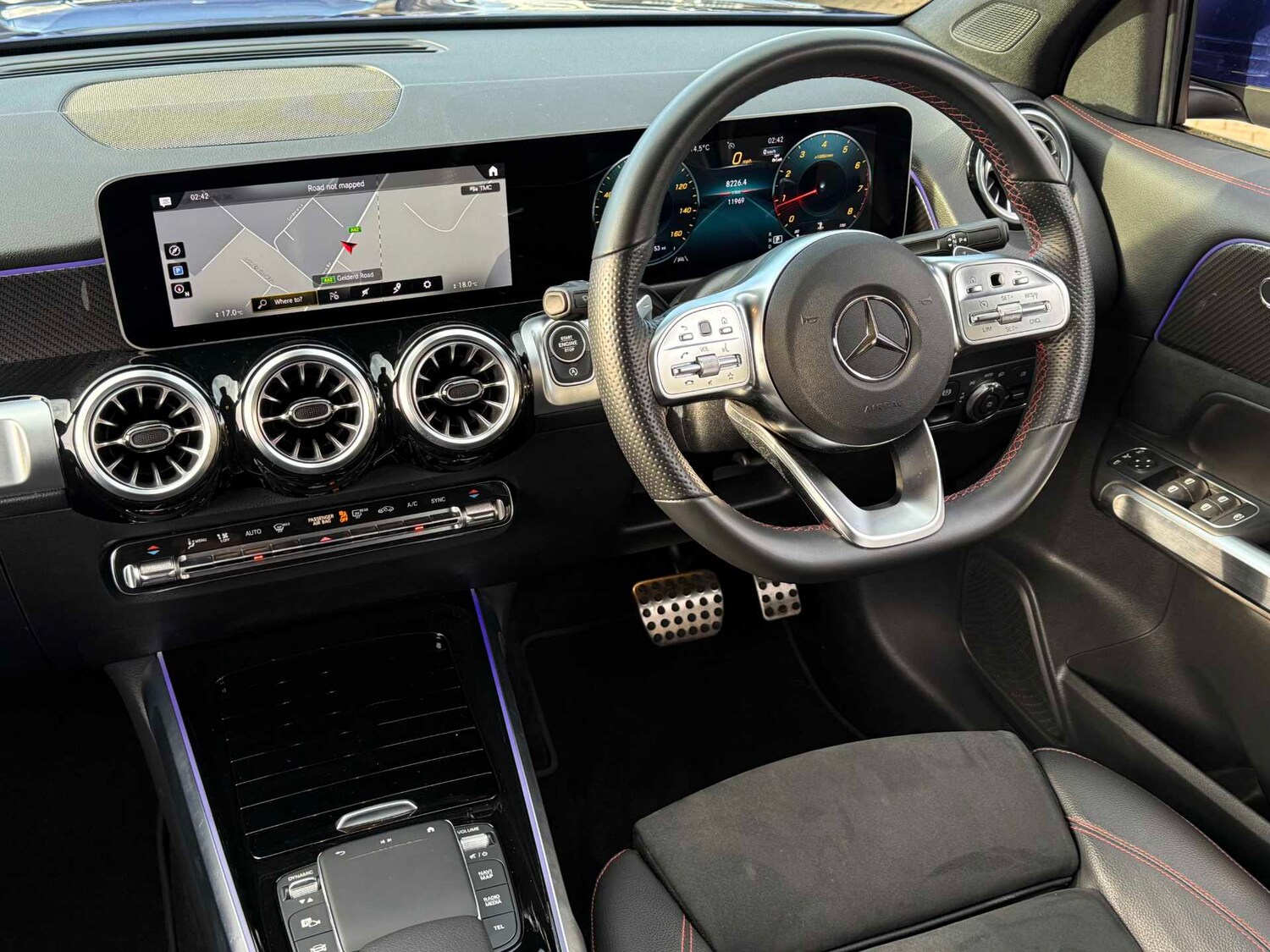 Used Mercedes-Benz GLB 2023 for sale - 76390757: Photo 4