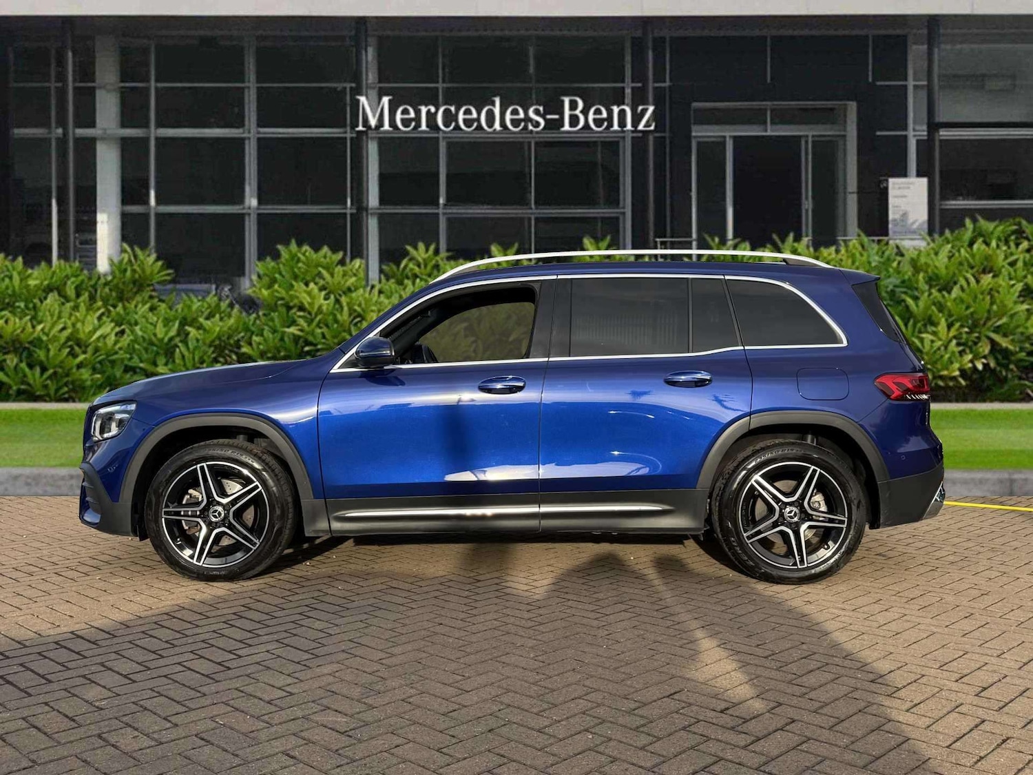 Used Mercedes-Benz GLB 2023 for sale - 76390757: Photo 8