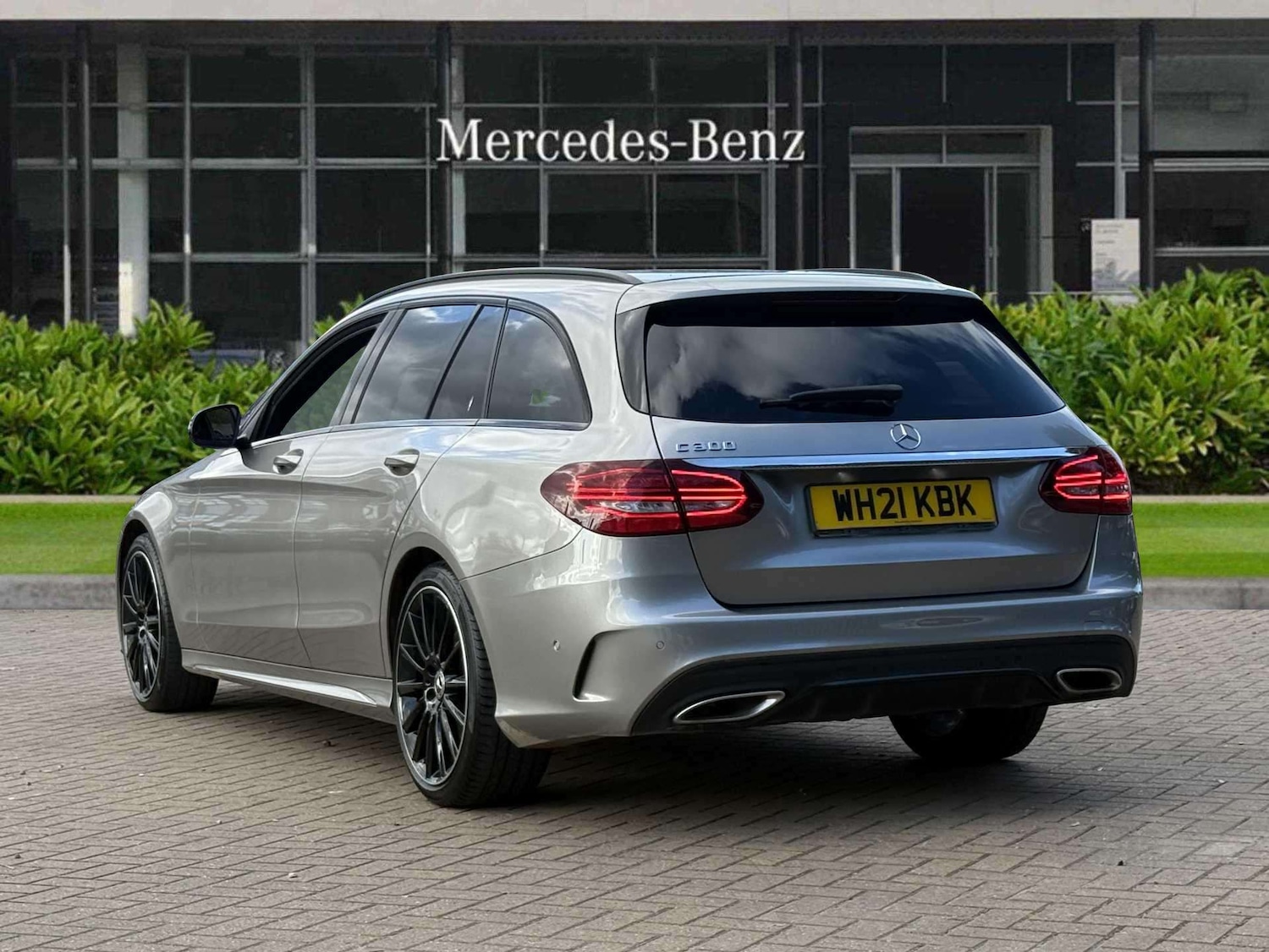 Used Mercedes-Benz C-Class 2021 for sale - 76075256: Photo 9
