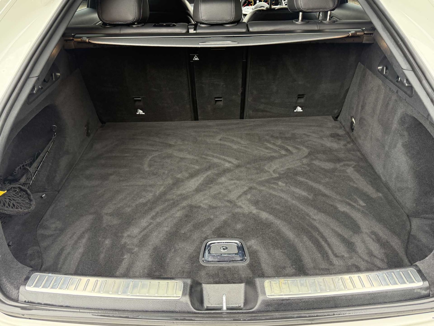 Used Mercedes-Benz GLC 2019 for sale - 76125873: Photo 11