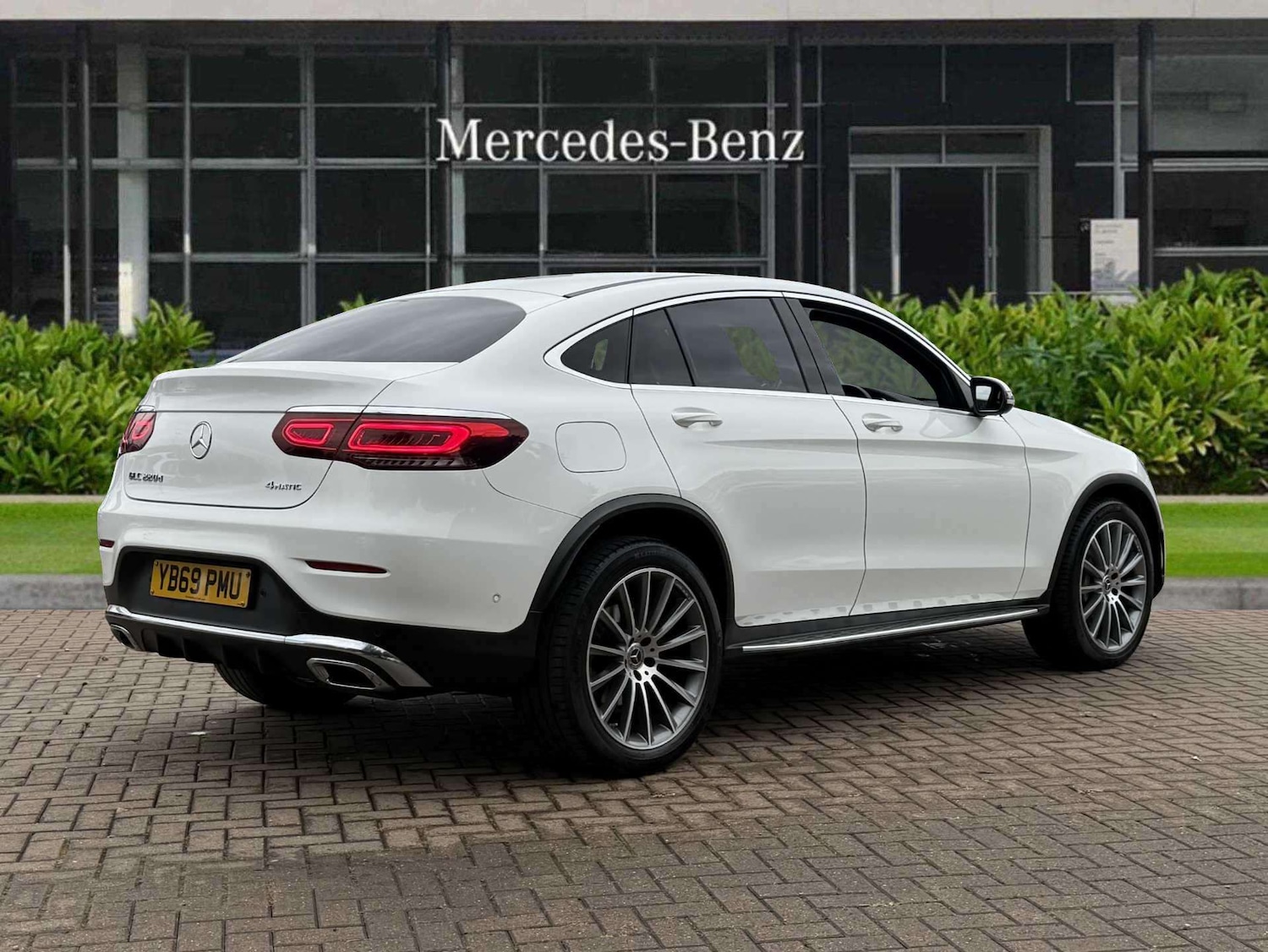 Used Mercedes-Benz GLC 2019 for sale - 76125873: Photo 12
