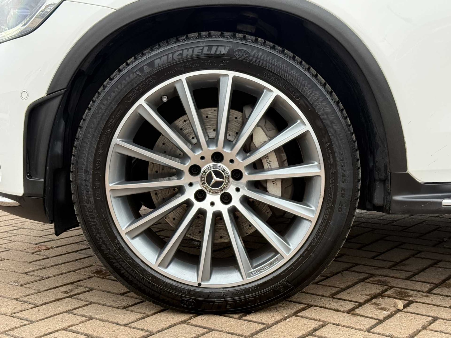 Used Mercedes-Benz GLC 2019 for sale - 76125873: Photo 17