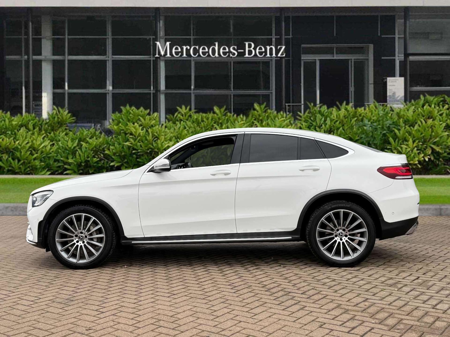 Used Mercedes-Benz GLC 2019 for sale - 76125873: Photo 8