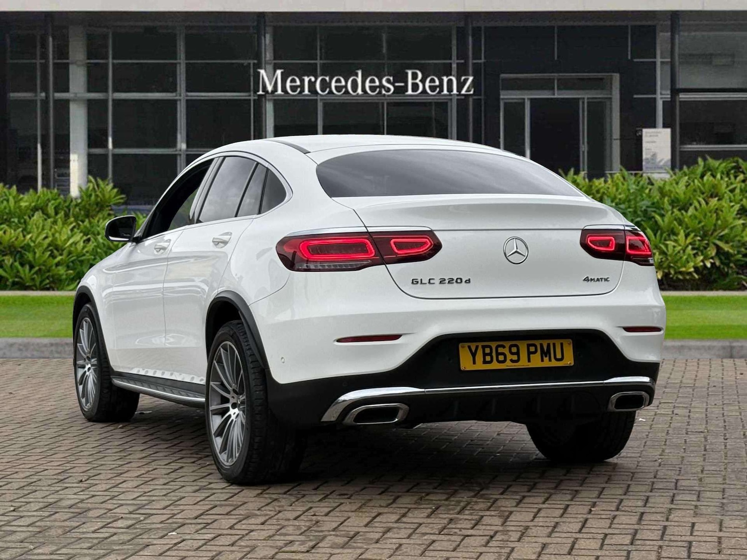 Used Mercedes-Benz GLC 2019 for sale - 76125873: Photo 9