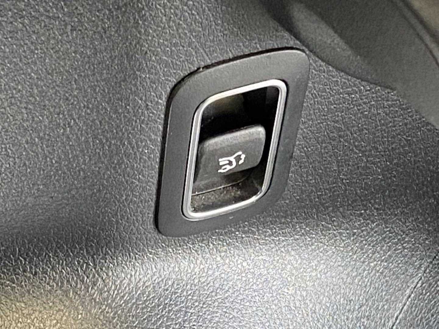 Used Mercedes-Benz GLB 2024 for sale - 77083064: Photo 23