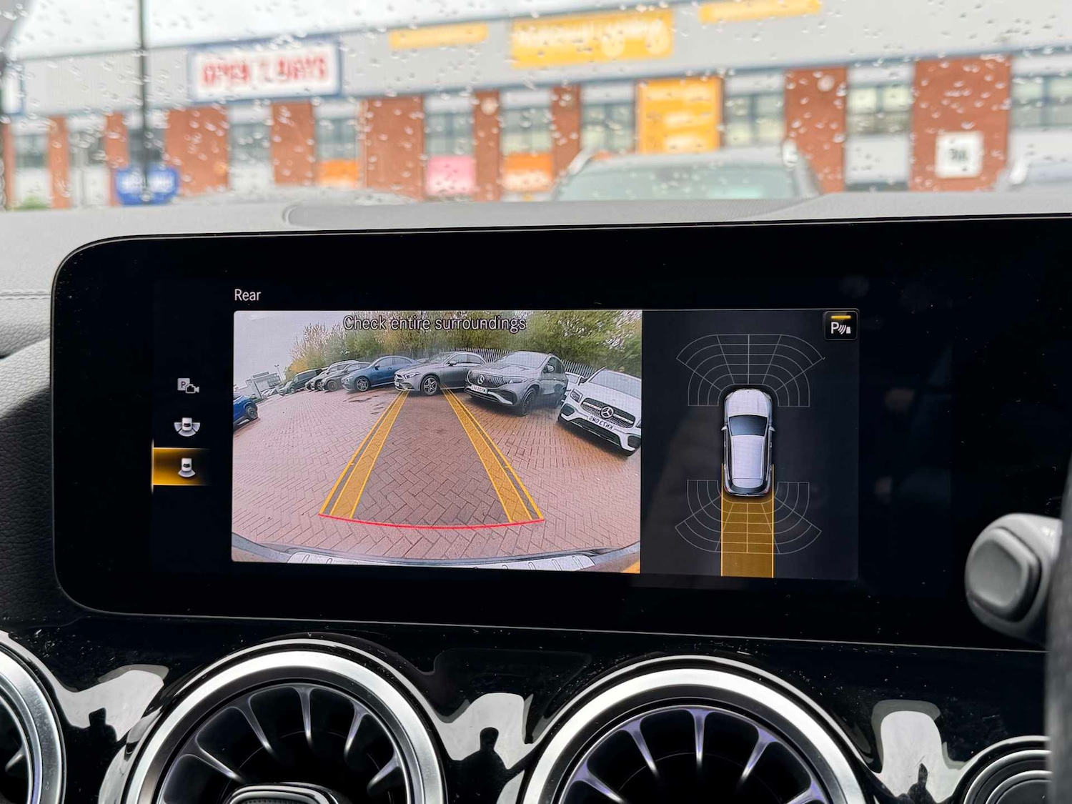 Used Mercedes-Benz GLA 2022 for sale - 76587601: Photo 27