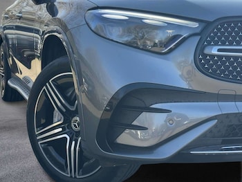 Used Mercedes-Benz GLC 2023 for sale - 77741055: Photo