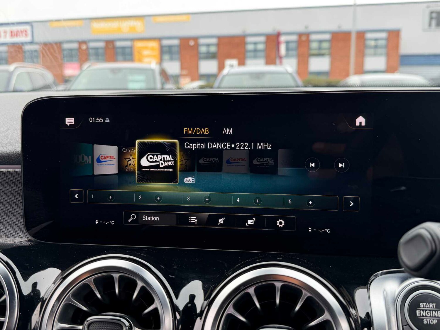 Used Mercedes-Benz GLB 2023 for sale - 76373819: Photo 25