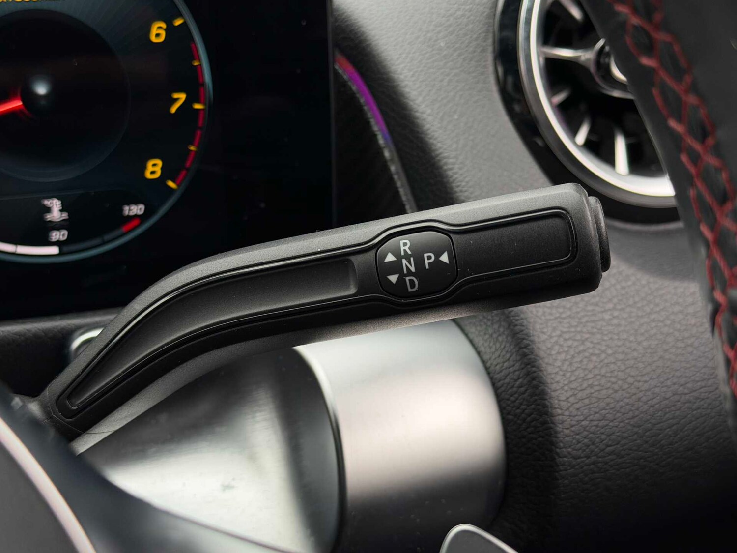 Used Mercedes-Benz GLB 2023 for sale - 76373819: Photo 32