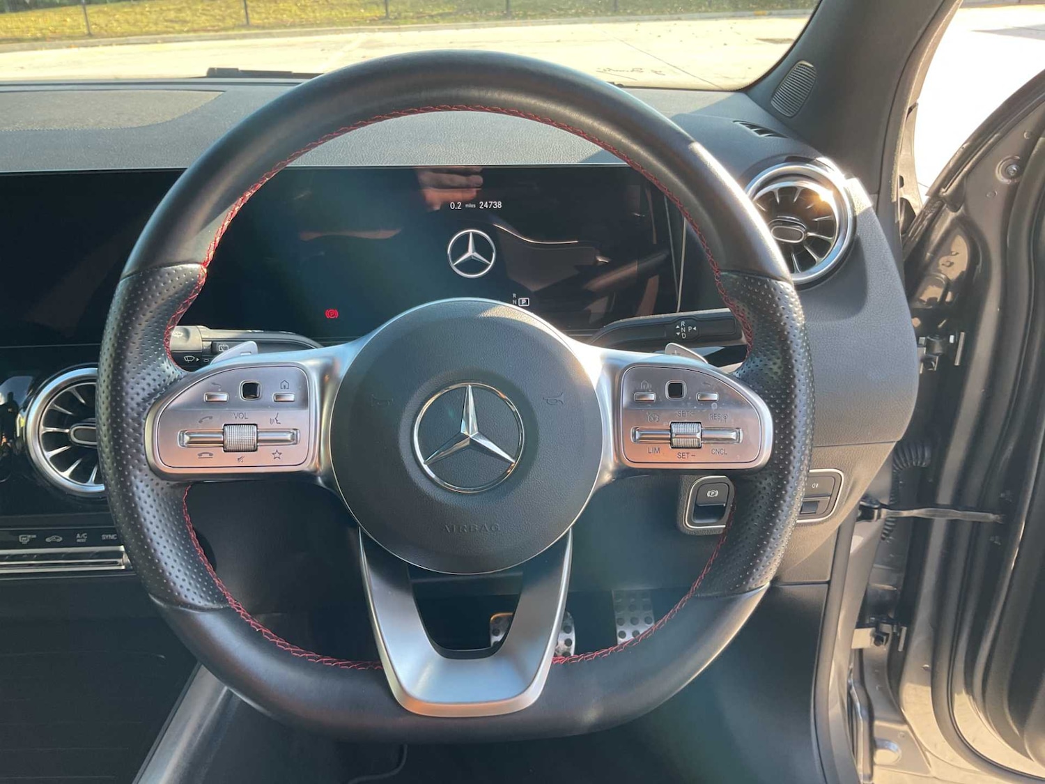 Used Mercedes-Benz GLA 2022 for sale - 76156300: Photo 25