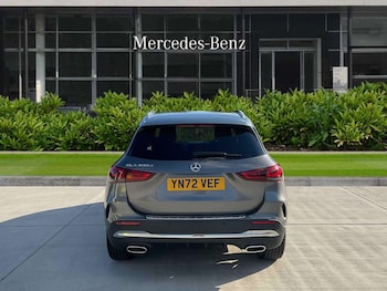 Used Mercedes-Benz GLA 2022 for sale - 76156300: Photo