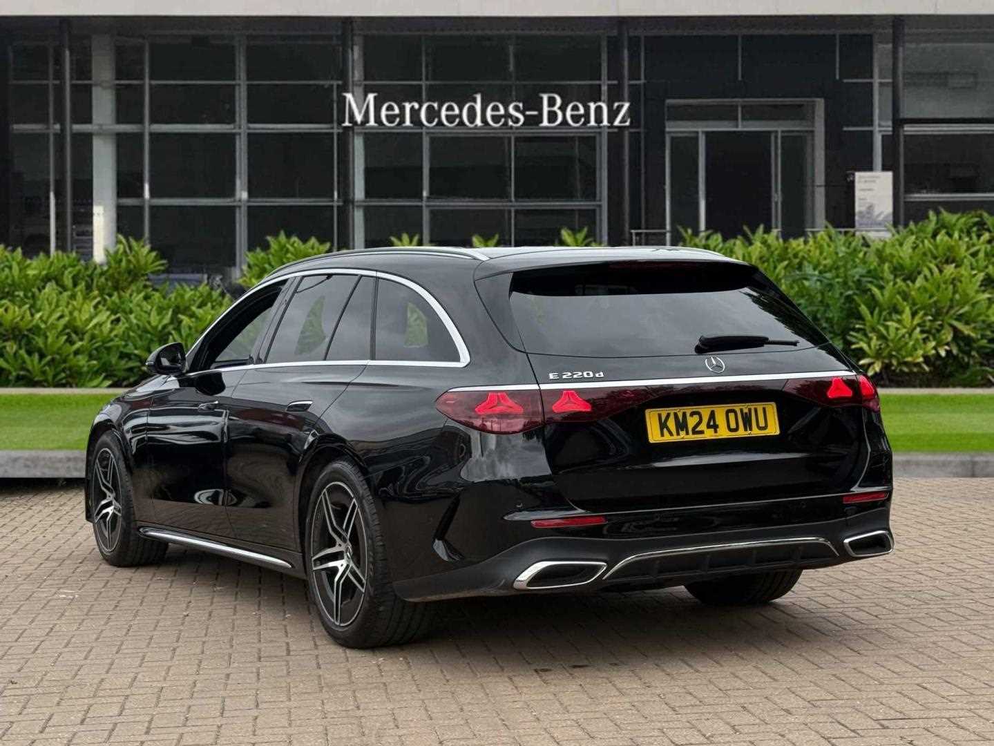 Used Mercedes-Benz E Class 2024 for sale - 76501931: Photo 9