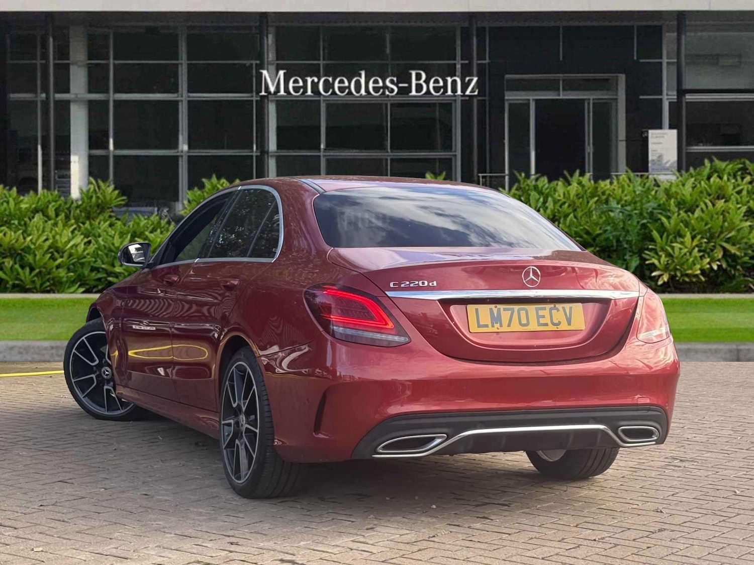 Used Mercedes-Benz C Class 2020 for sale - 76316109: Photo 2