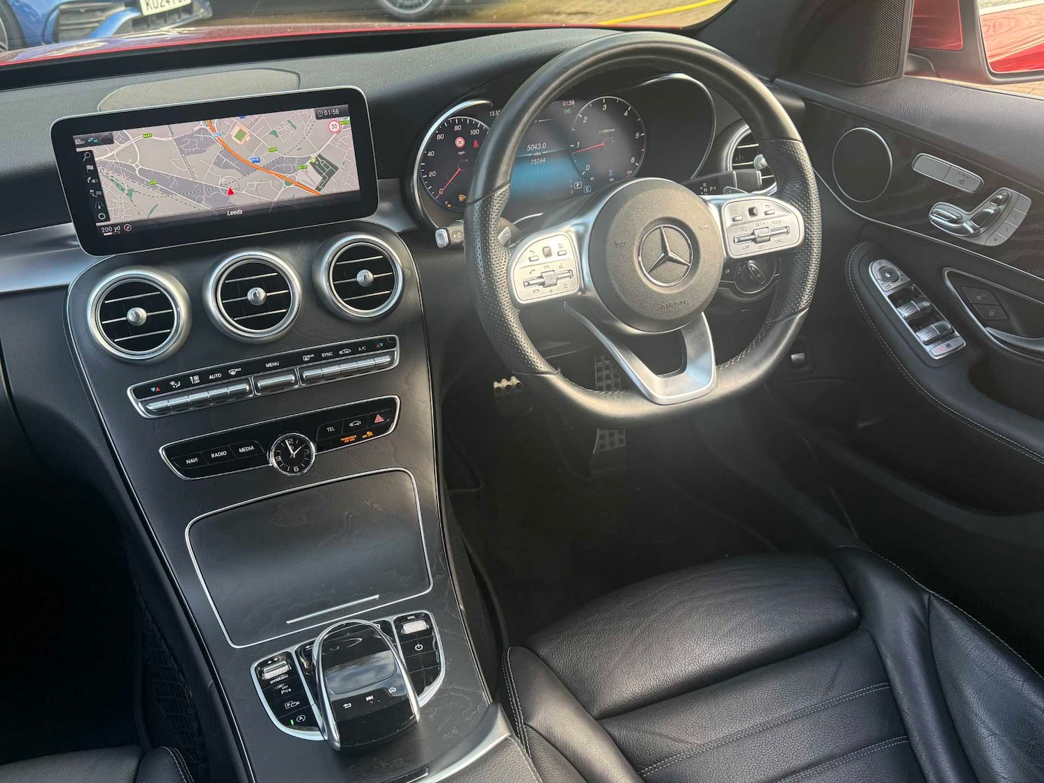 Used Mercedes-Benz C Class 2020 for sale - 76316109: Photo 4