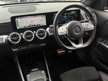 Used Mercedes-Benz EQB 2022 for sale - 76156141: Photo