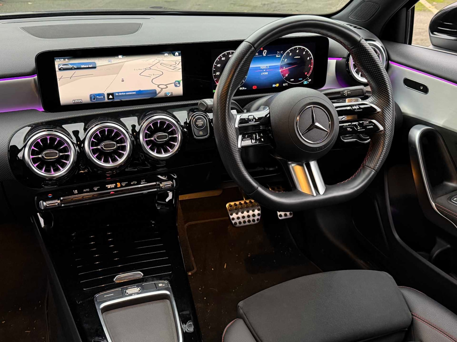 Used Mercedes-Benz A-Class 2023 for sale - 77044075: Photo 4