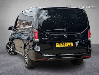 Used Mercedes-Benz V-Class 2025 for sale - 79015011: Photo