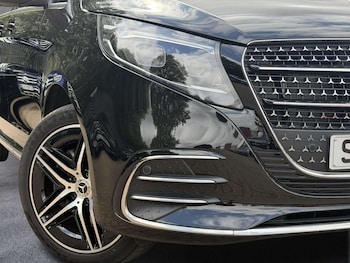Used Mercedes-Benz V-Class 2025 for sale - 79015011: Photo