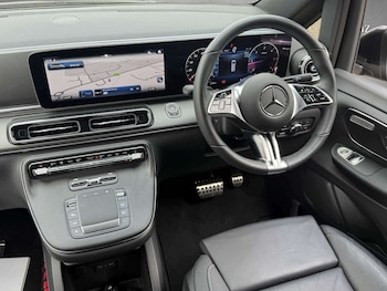 Used Mercedes-Benz V-Class 2025 for sale - 79015011: Photo