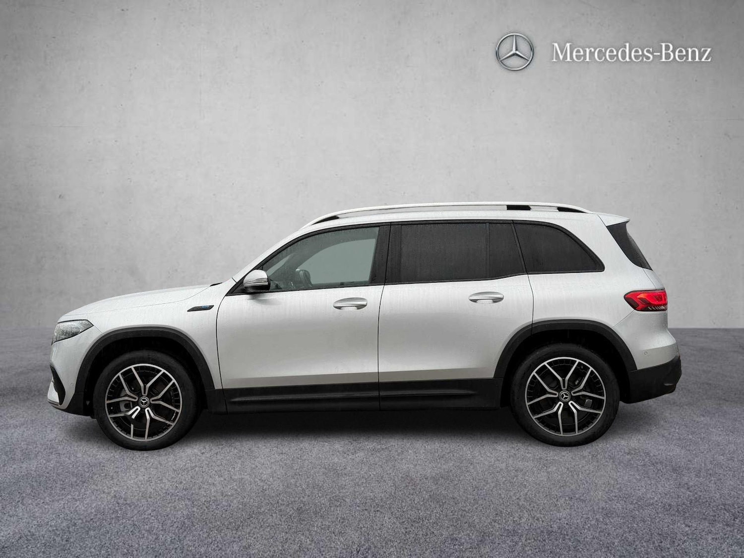 Used Mercedes-Benz EQB 2023 for sale - 77389753: Photo 8