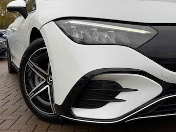 Used Mercedes-Benz EQA 2023 for sale - 76774255: Photo