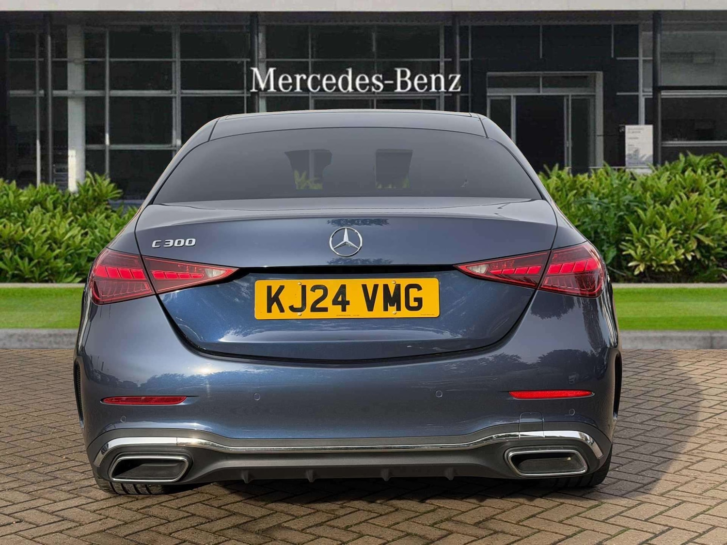 Used Mercedes-Benz C Class 2024 for sale - 76411356: Photo 10