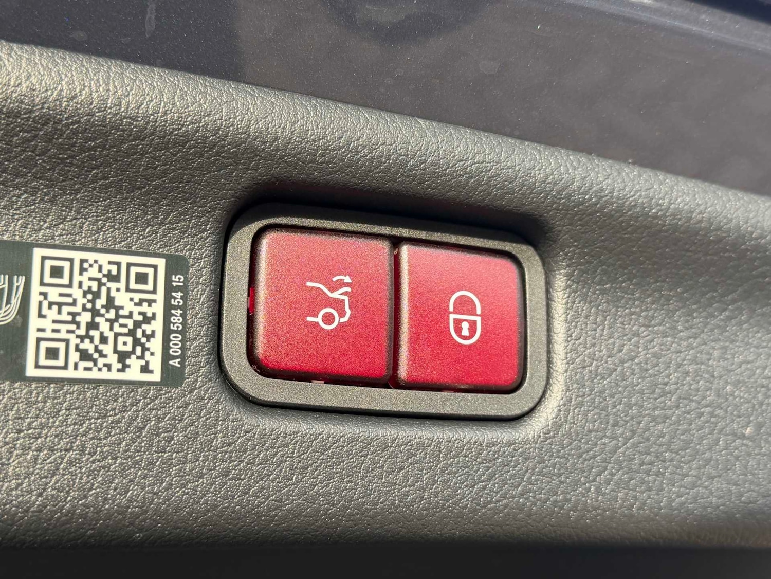 Used Mercedes-Benz C Class 2024 for sale - 76411356: Photo 12