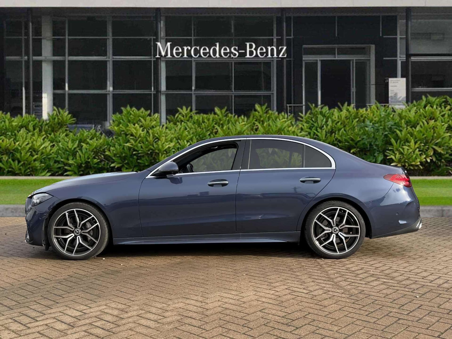 Used Mercedes-Benz C Class 2024 for sale - 76411356: Photo 8