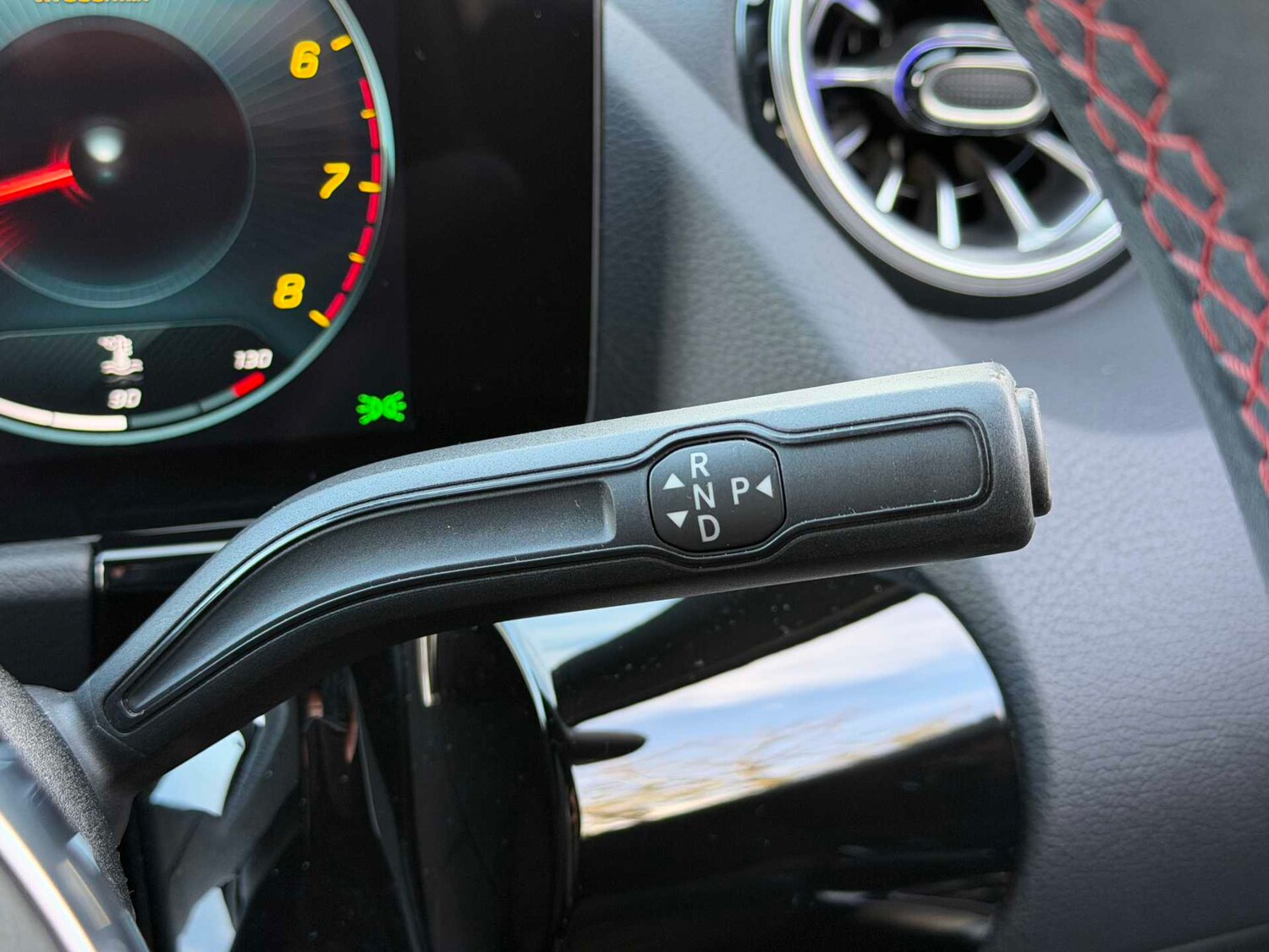 Used Mercedes-Benz GLA 2023 for sale - 77348155: Photo 33