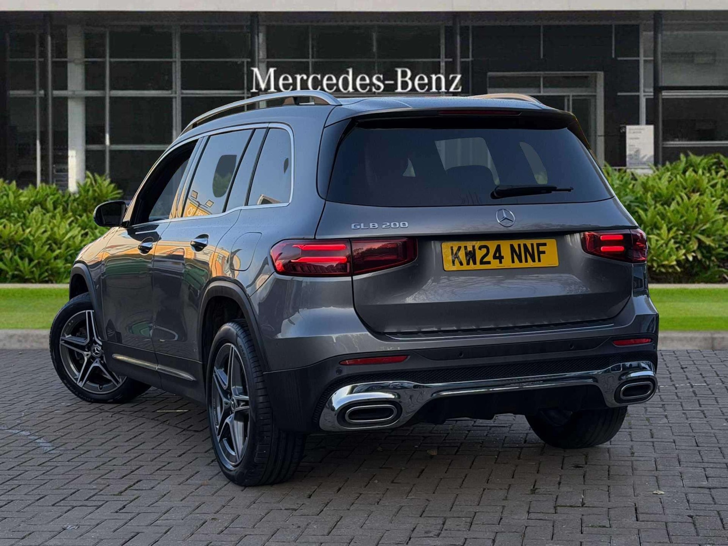 Used Mercedes-Benz GLB 2024 for sale - 76501789: Photo 2