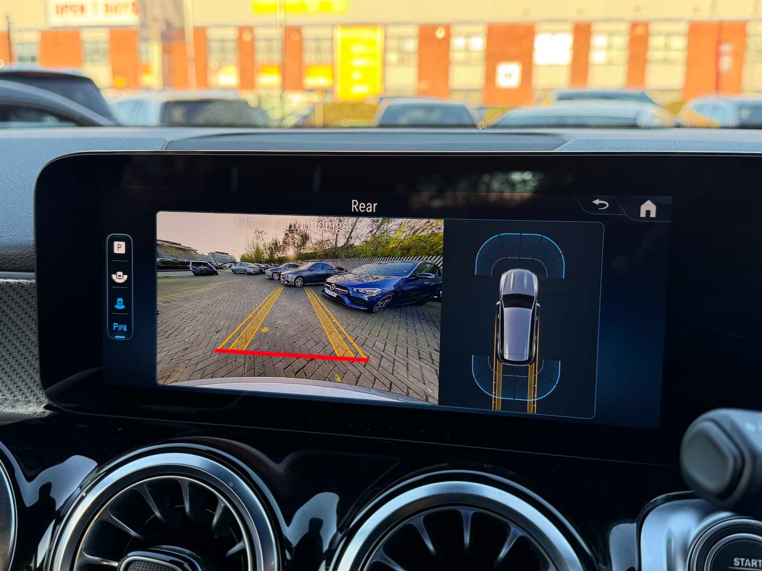 Used Mercedes-Benz GLB 2024 for sale - 76501789: Photo 27