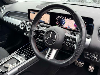 Used Mercedes-Benz GLB 2024 for sale - 76501789: Photo